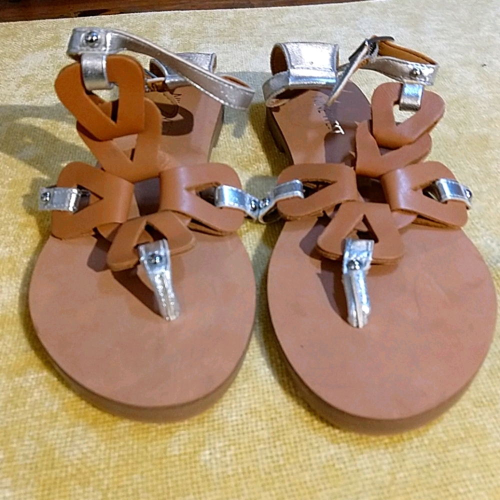 Sandals flats leather silver and tan